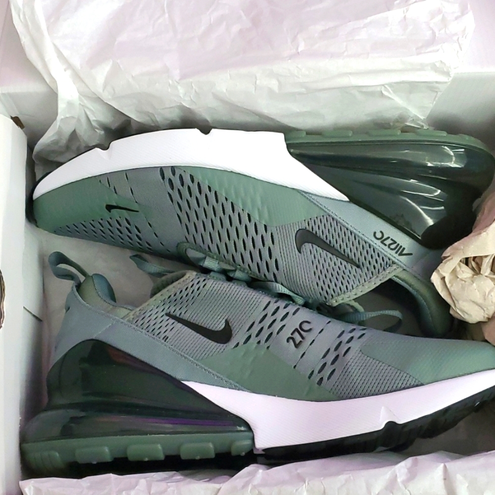 Nike clay green sz 11 airmax 270